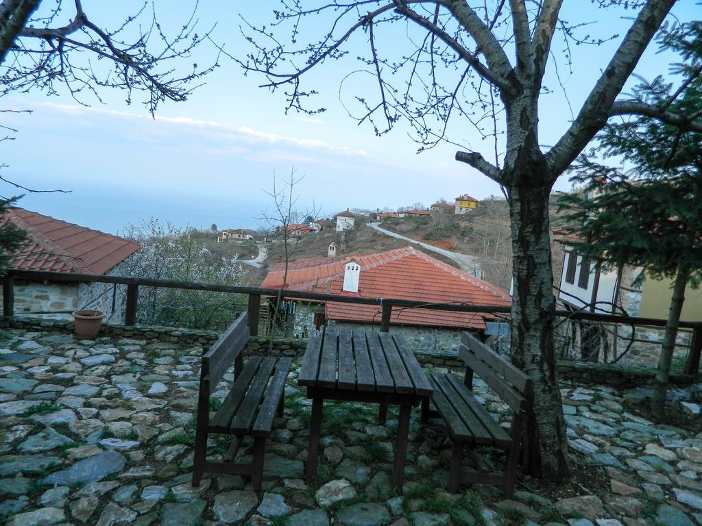 Guesthouse Klearchos Палеос Пантелеймон Екстериор снимка