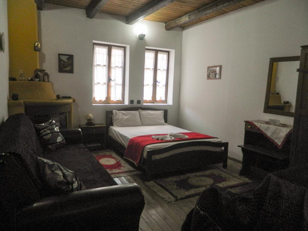 Guesthouse Klearchos Палеос Пантелеймон Екстериор снимка